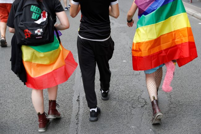 Francia combate acoso escolar contra colectivo LGBT con nueva campaña 2