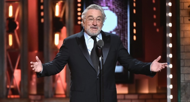 Robert De Niro dice que Trump lo preocupa por su hijo gay