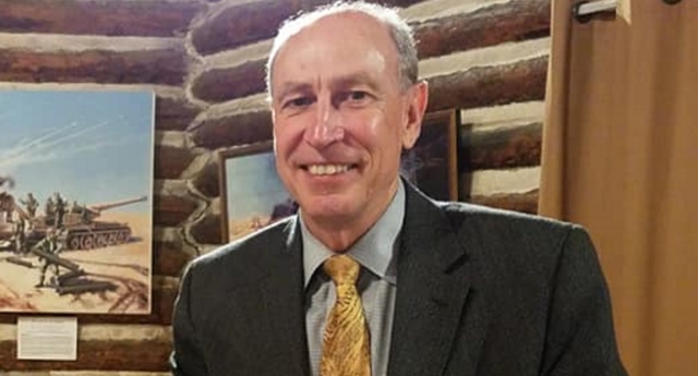 Un político quiere borrar legalmente a las personas trans