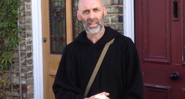 Condenado por decirle a un cura que los homosexuales son