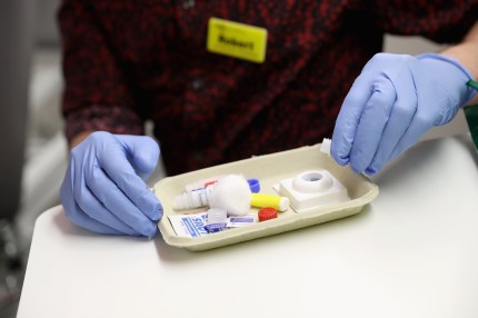 Cura del VIH: paciente británico se convierte en la 2ª persona en vencer al virus 3