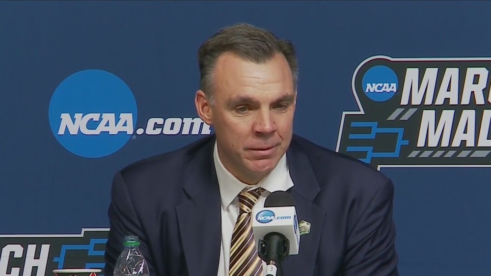 Entrenador usa insulto homófobo con un jugador y le sale el tiro por la culata 1