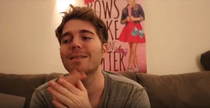 YouTuber bisexual Shane Dawson niega haber tenido sexo con su gato