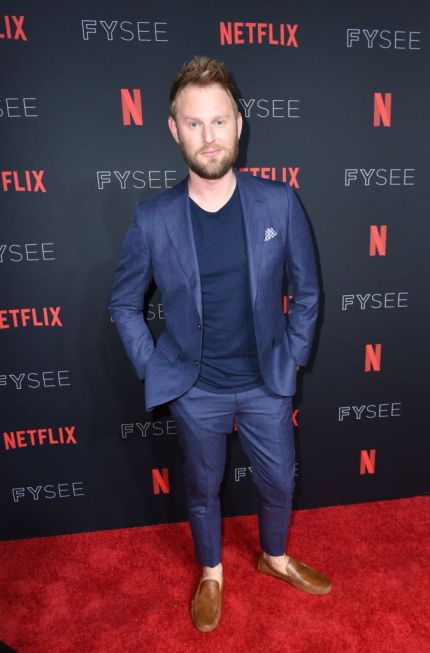 Alexandria Ocasio-Cortez invita a Bobby Berk de 'Queer Eye' a renovar su oficina 2