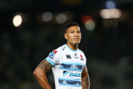 John Hopoate apoya los comentarios homófobos de Israel Folau 2