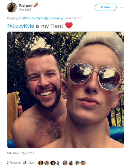 Gays elogiando a amigos heteros en Twitter gracias a un viral 2