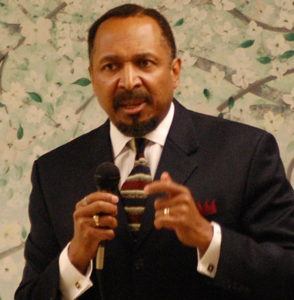 Predicador republicano ataca a la 