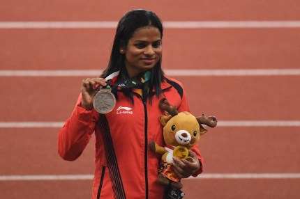 Dutee Chand, la mujer más rápida de la India, en relación de pareja gay 2