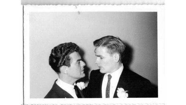 Las misteriosas fotos de una boda gay en Estados Unidos en 1957