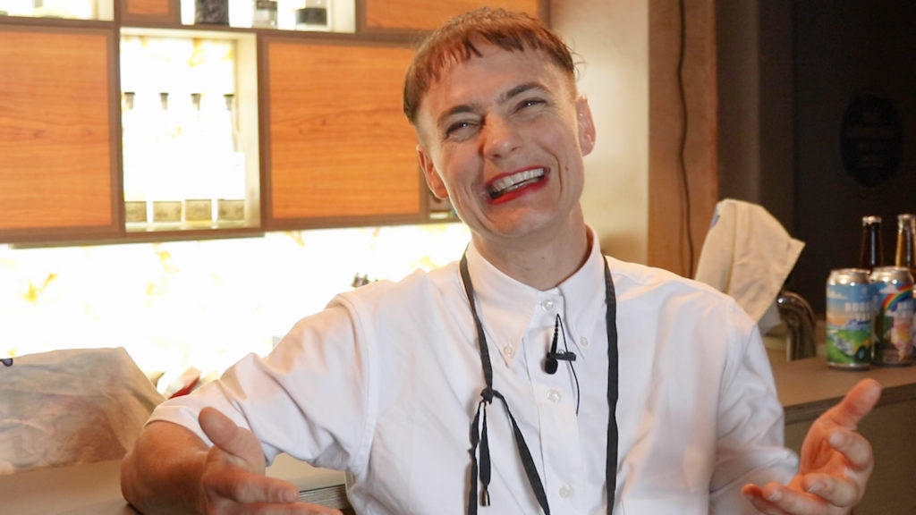 Conozca a Savannah Knoop, la verdadera JT LeRoy interpretada por Kristen Stewart