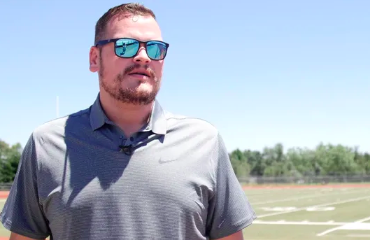 Ryan O'Callaghan dice que estar encerrado en la NFL "casi me mata"