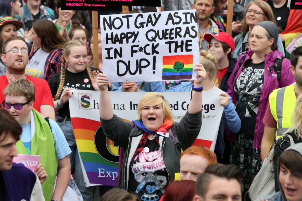El matrimonio entre personas del mismo sexo será 'la ley del país' en Irlanda del Norte 3
