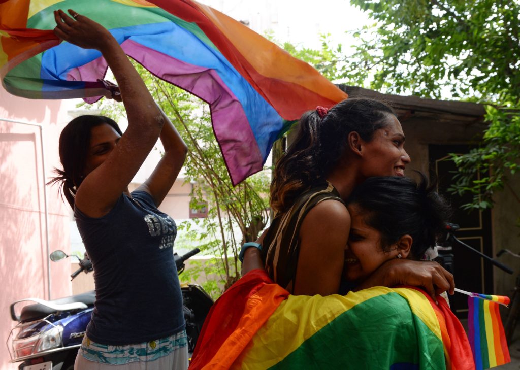 La India celebra el primer aniversario de la despenalización del sexo gay 1