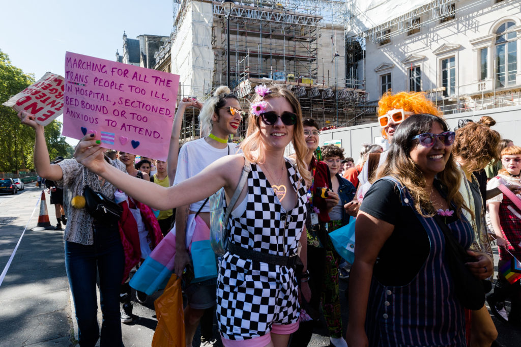 La primera marcha del Orgullo Trans+ en Londres 3