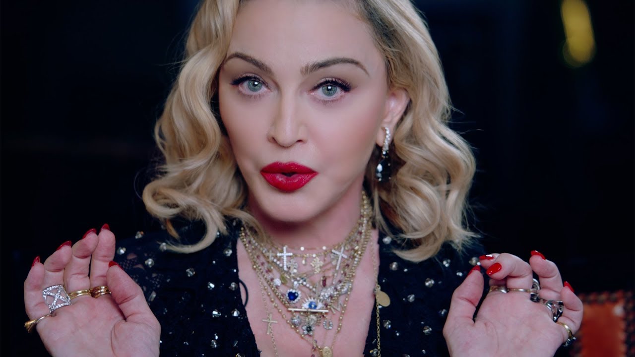Madonna, conocida por enviar mensajes de texto en los programas de otras personas