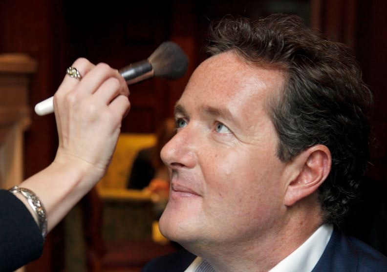 Piers Morgan se burla de la identidad no binaria de Sam Smith