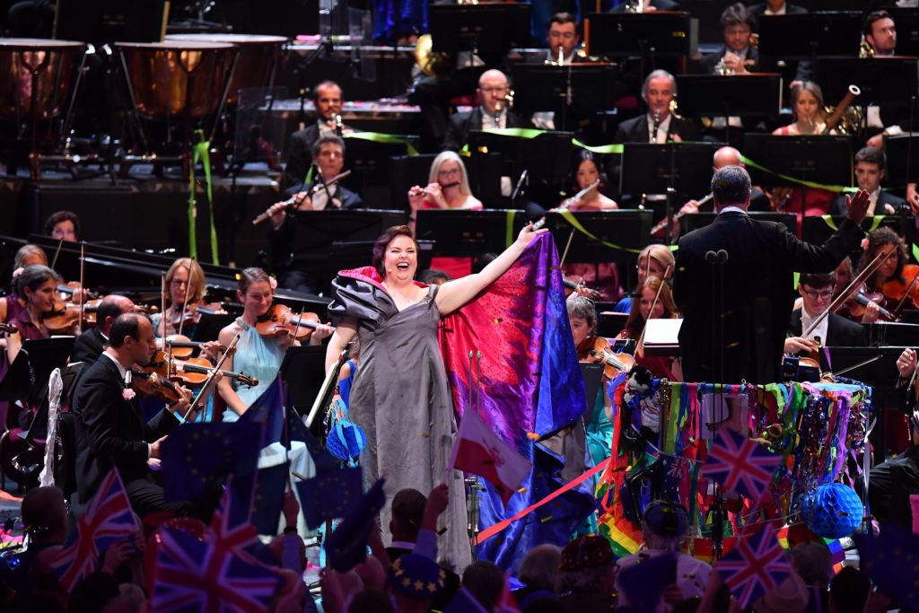 Reivindicacion LGTB en Rule Brittania 1