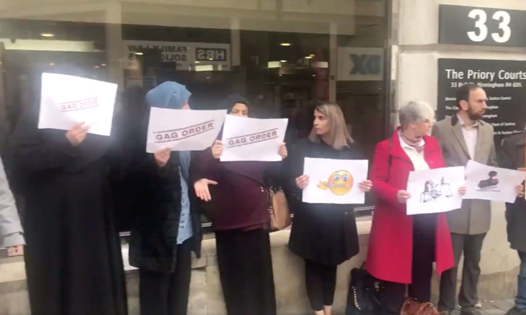 Manifestantes en la Corte Suprema británica