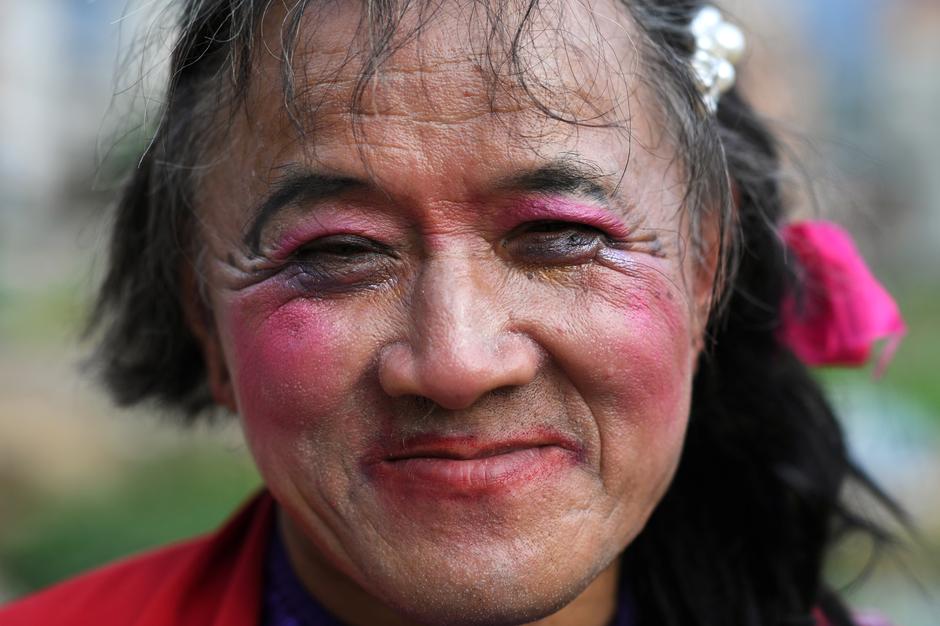 La historia de una anciana transgénero en China