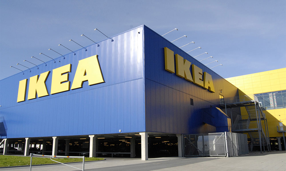 Ikea: demandado por el gobierno polaco por despedir a un empleado homófobo