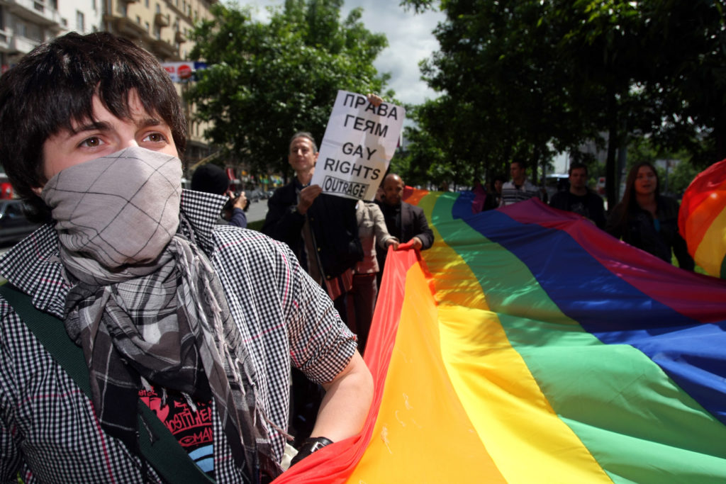 Rusia revisa los perfiles escolares en busca de propaganda LGTB+