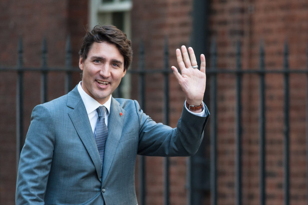 Justin Trudeau pide que finalmente se prohíba la terapia de conversión traumática