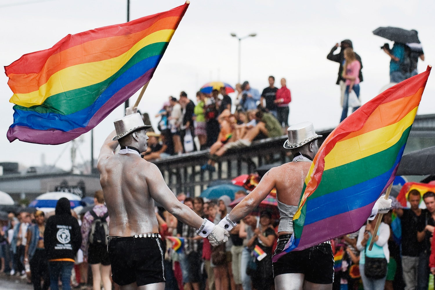 La legalización del matrimonio gay reduce las tasas de suicidio