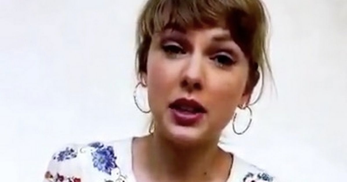 Taylor Swift insta a los aficionados a "seguir luchando por la igualdad"