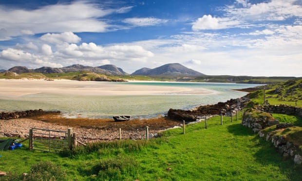 Las Islas Occidentales rechazan la educación sexual oficial a favor de la enseñanza católica