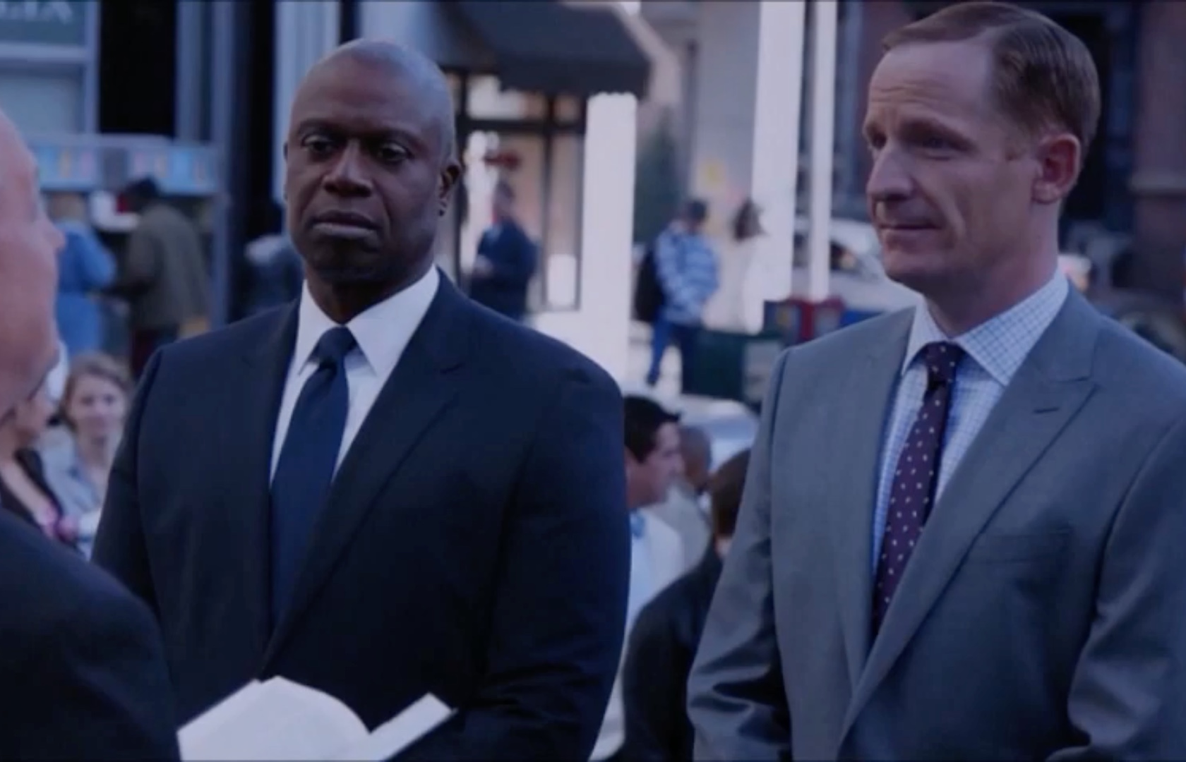 Brooklyn Nine-Nine llega a su fin. Aquí hay 7 veces que la serie abrió nuevos caminos en la representación LGBT+.