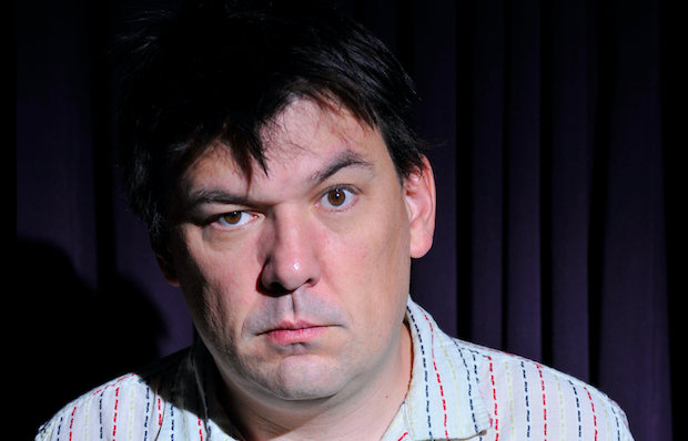 Graham Linehan se unió a una aplicación de citas para mujeres homosexuales para compartir perfiles de personas trans. Le salió el tiro por la culata.