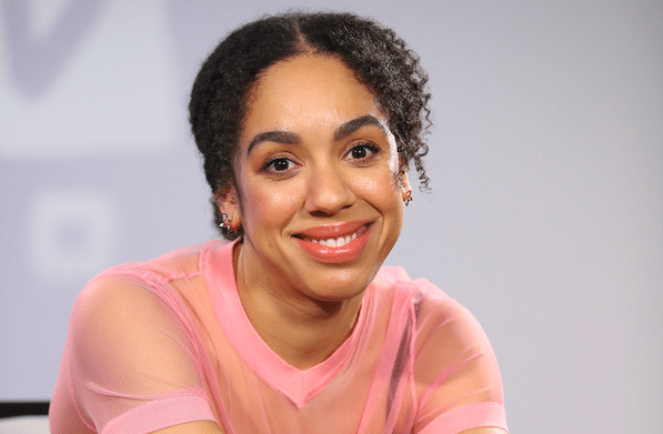 Pearl Mackie explica la importancia de la representación LGTB+ en los jóvenes