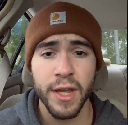 La estrella de TikTok @closeted_fratguy sale del armario