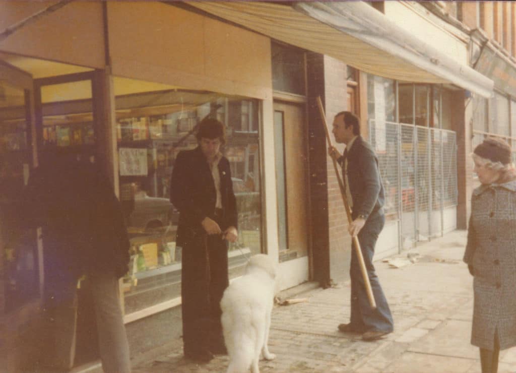 Peter Dorey, intrépido cofundador de la primera librería LGBT+ de Gran Bretaña, muere a los 73 años. Así lo recuerdan sus familiares y amigos