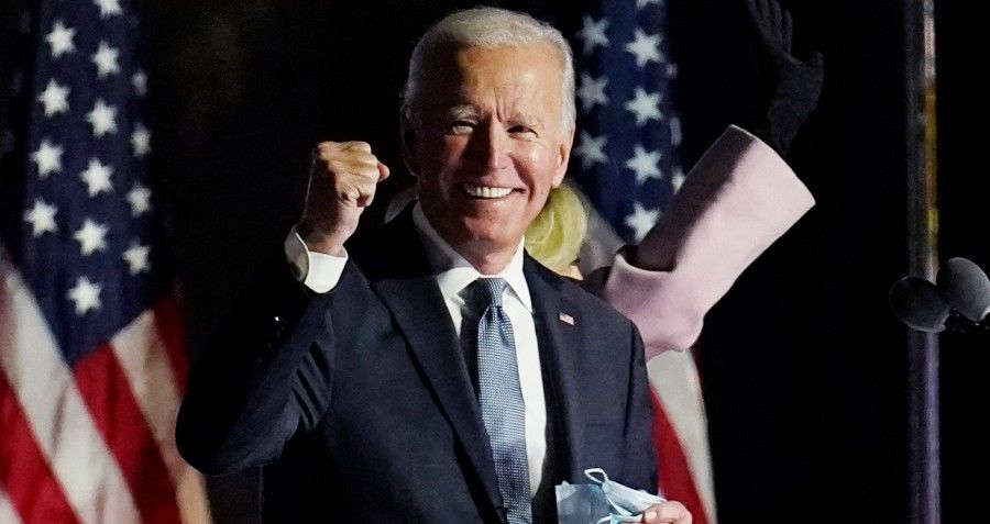 Biden promete acabar con VIH para 2025