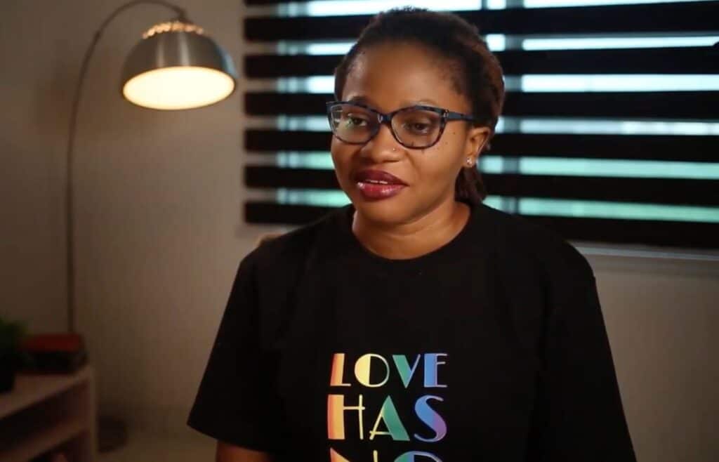 La directora de la innovadora película nigeriana de lesbianas Ifé comparte la impactante historia de cómo salió del armario con su madre