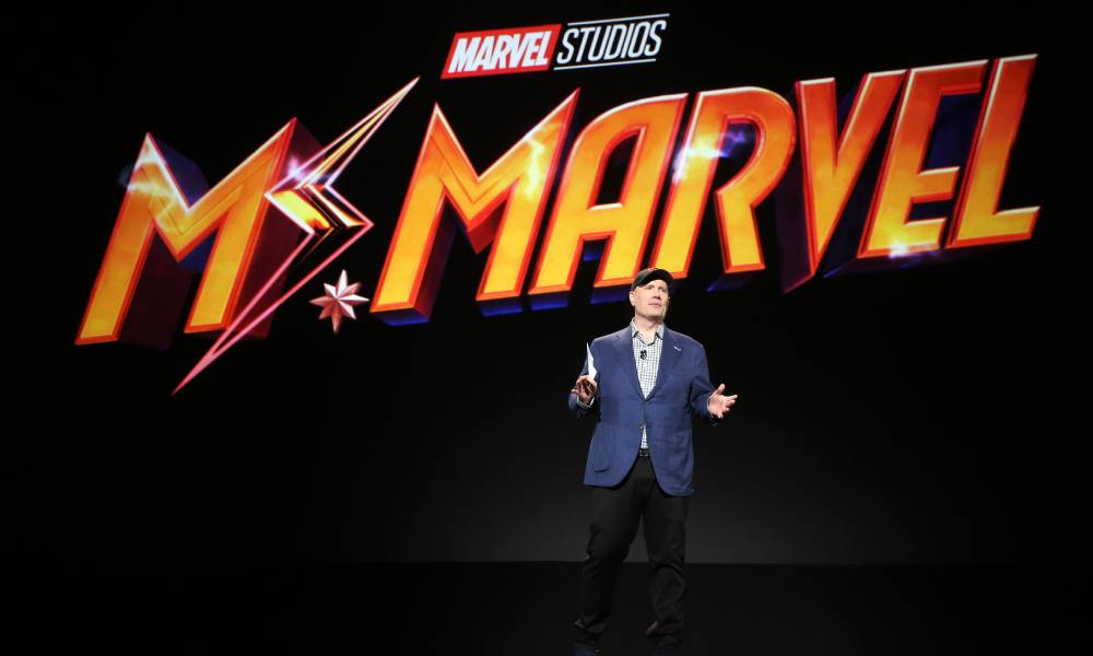 El jefe de Marvel, Kevin Feige, se burla de la llegada de los Jóvenes Vengadores súper maricones