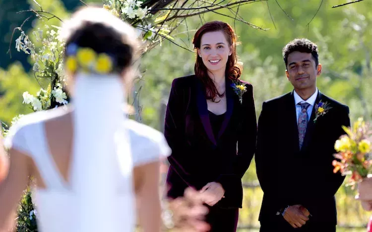 Nicole getting married to Waverly