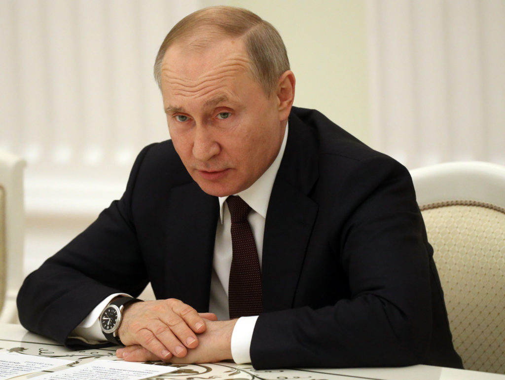 Vladimir Putin prohibe el matrimonio gay en Rusia