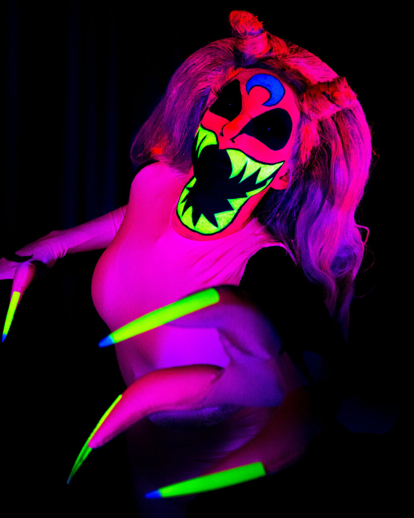 La drag queen Erika Klash se inspira en su estilo épico de juego y anime