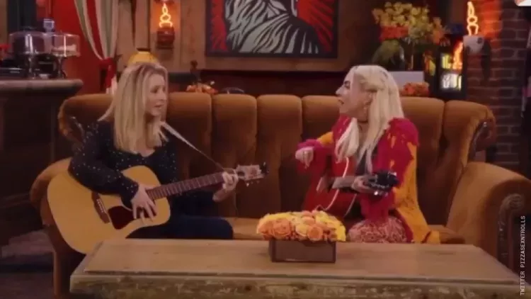 Lady Gaga, Lisa Kudrow Sing Duet of ‘Smelly Cat’ on ‘Friends' Reunion Friends Gaga and Kudrow