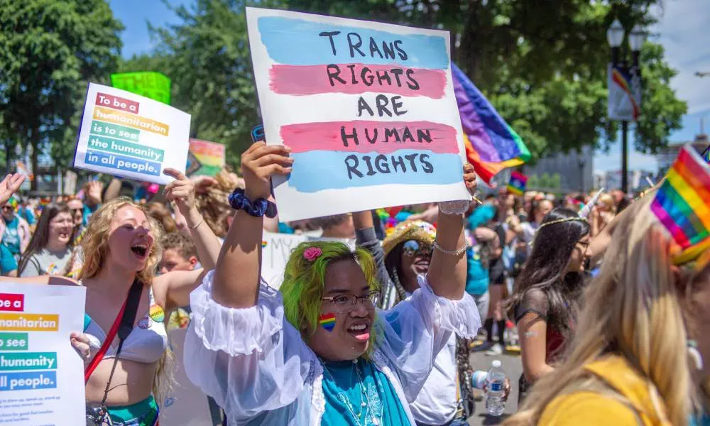 Oregón aprueba por unanimidad la prohibición de la defensa del pánico gay y trans
