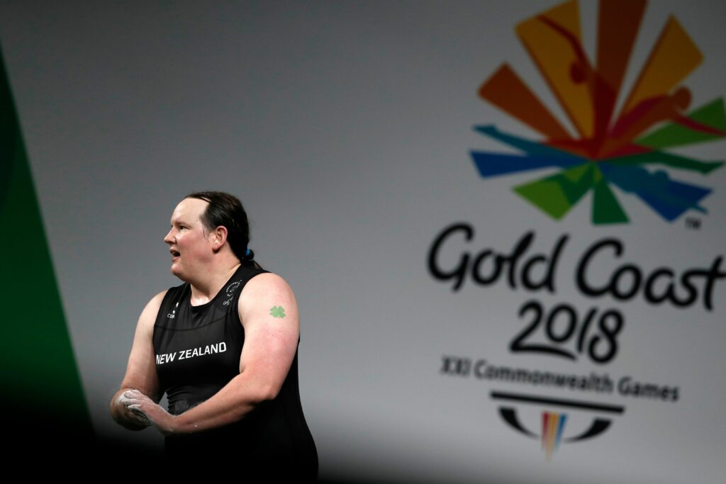 La levantadora de pesas Laurel Hubbard hará historia como primera atleta abiertamente trans que compite en los Juegos Olímpicos