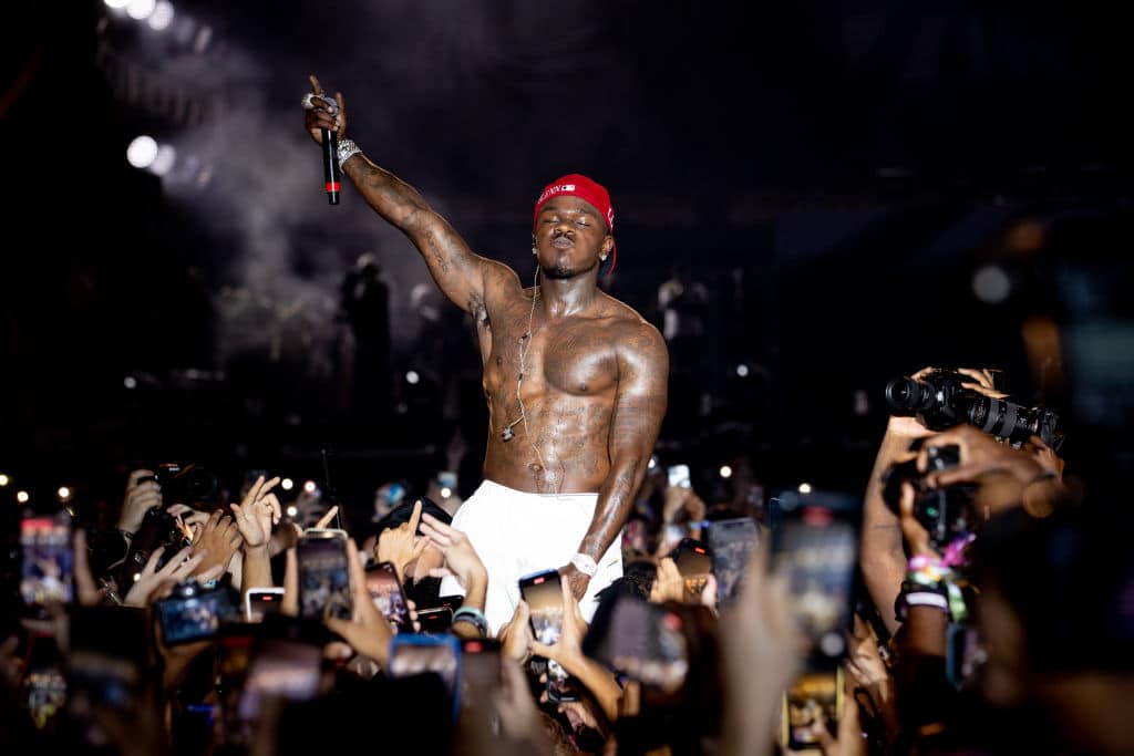 El rapero DaBaby demuestra su homofobia durante un espectáculo