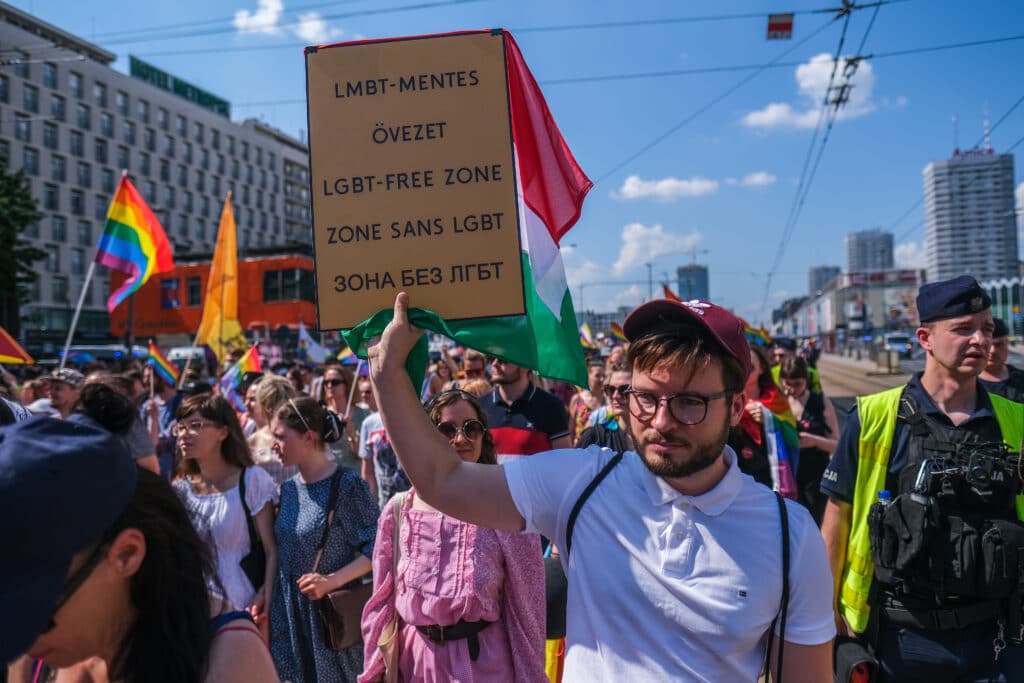 Las zonas libres de LGTB+ en Polonia demandan a los activistas LGTB+