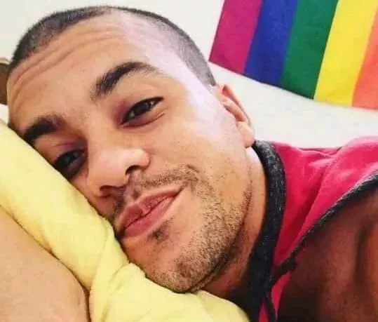 Detención de un hombre gay por retransmitir una protesta en Cuba en una escalofriante muestra de autoritarismo
