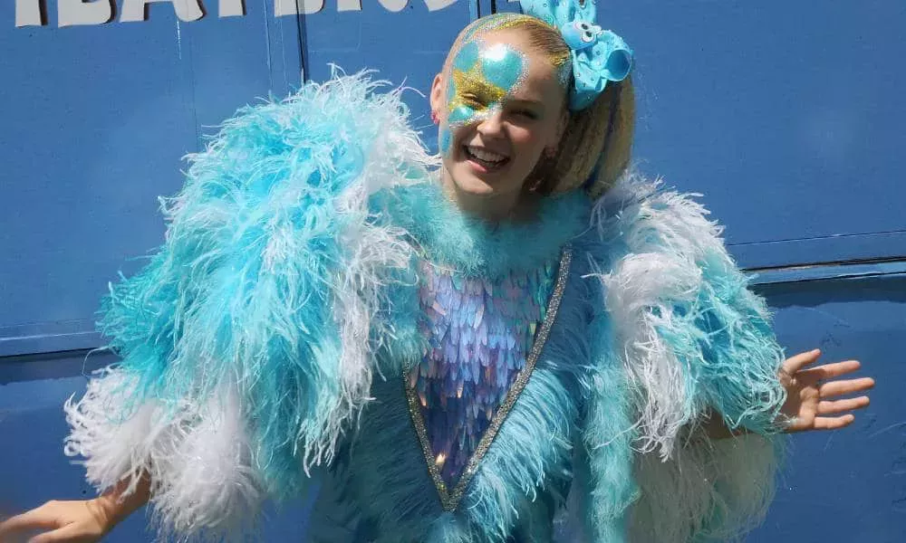 JoJo Siwa hace historia en Dancing with the Stars al formar parte de la primera pareja del mismo sexo