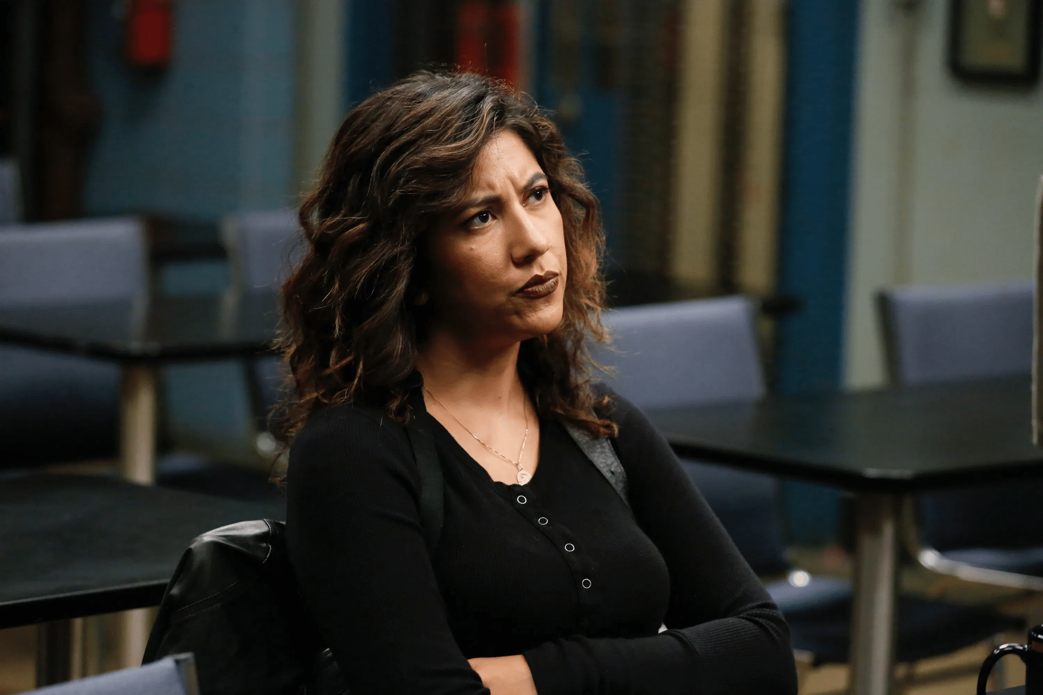 8 de los mejores -y no tan grandes- personajes bisexuales de la televisión de la historia, incluida nuestra reina Rosa Díaz