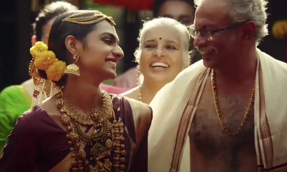 El hermoso anuncio que sigue el viaje de una mujer trans está haciendo llorar a la gente