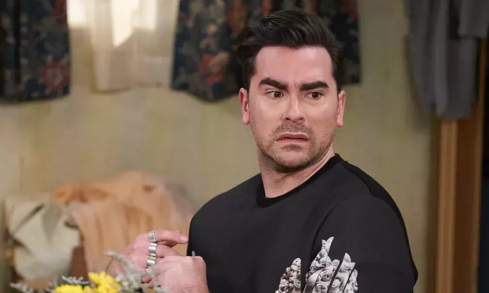 El líder de un instituto bisexual es criticado por la absurda afirmación de que 